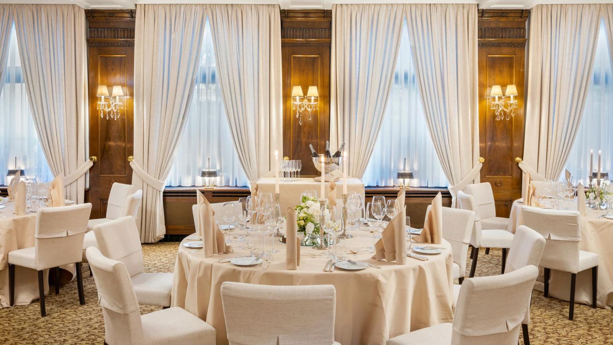 Hotel Europaeischer Hof Heidelberg, Bestes Hotel Deutschlands In Historischer Architektur Exteriör bild The ballroom