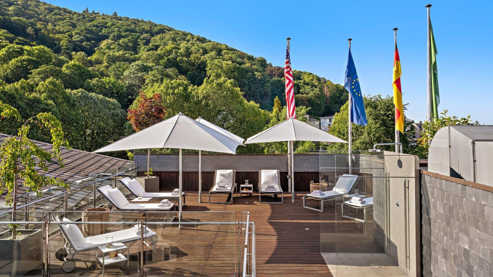 Hotel Europaeischer Hof Heidelberg, Bestes Hotel Deutschlands In Historischer Architektur Exteriör bild Rooftop terrace